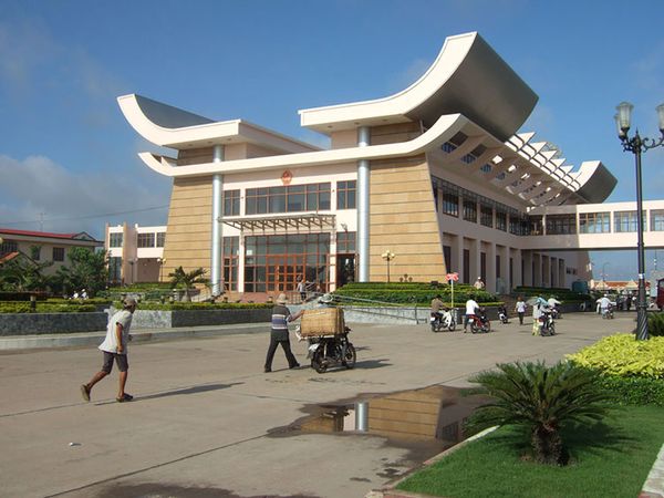 cua-khau-moc-bai-tour-campuchia-bazan-travel