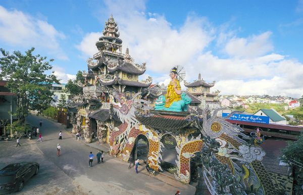 linh-phuoc-pagoda