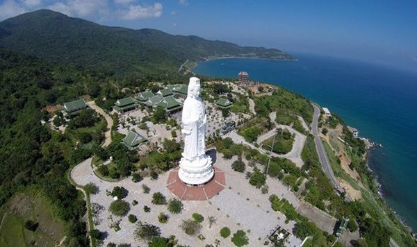 chua-linh-ung-da-nang-tour-4-ngay-3-dem
