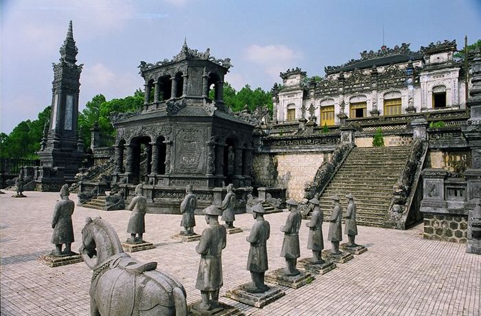 tour-tham-quan-co-do-hue