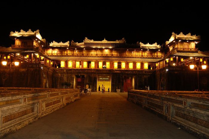 tour-tham-quan-co-do-hue