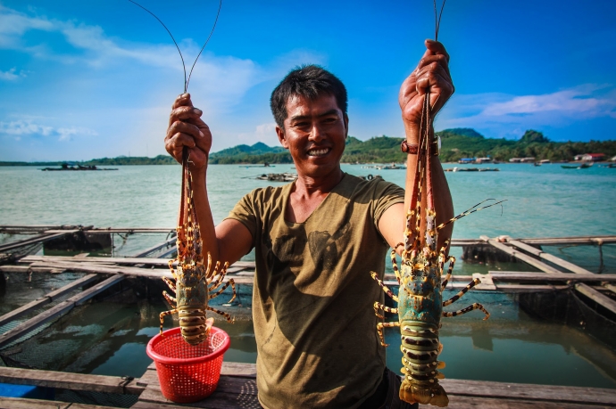 nha-be-tom-hum-binh-ba
