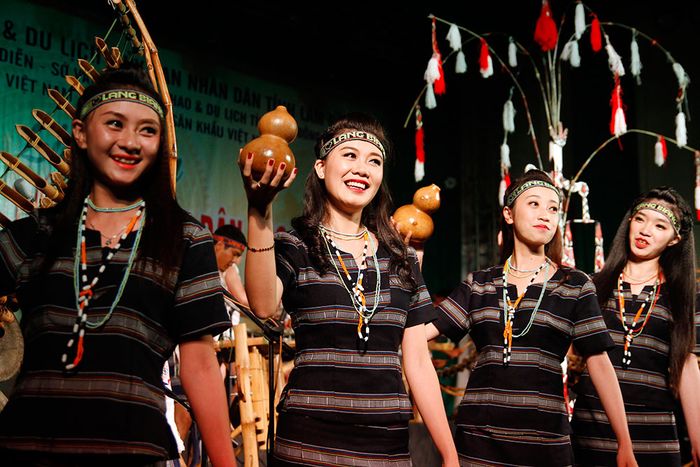 giao-luu-cong-chieng-tay-nguyen