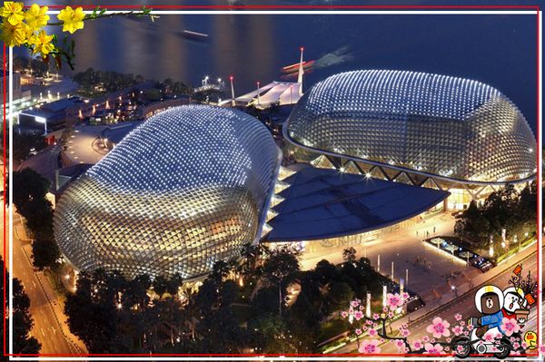 nha-hat-esplanade