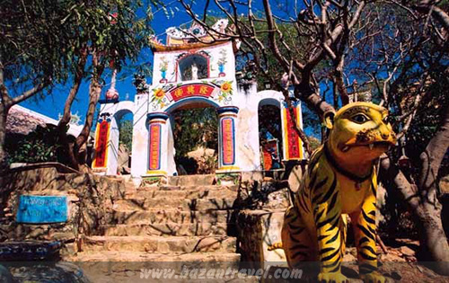 cong-tam-quan-chua-co-thach-tuy-phong-phan-thiet