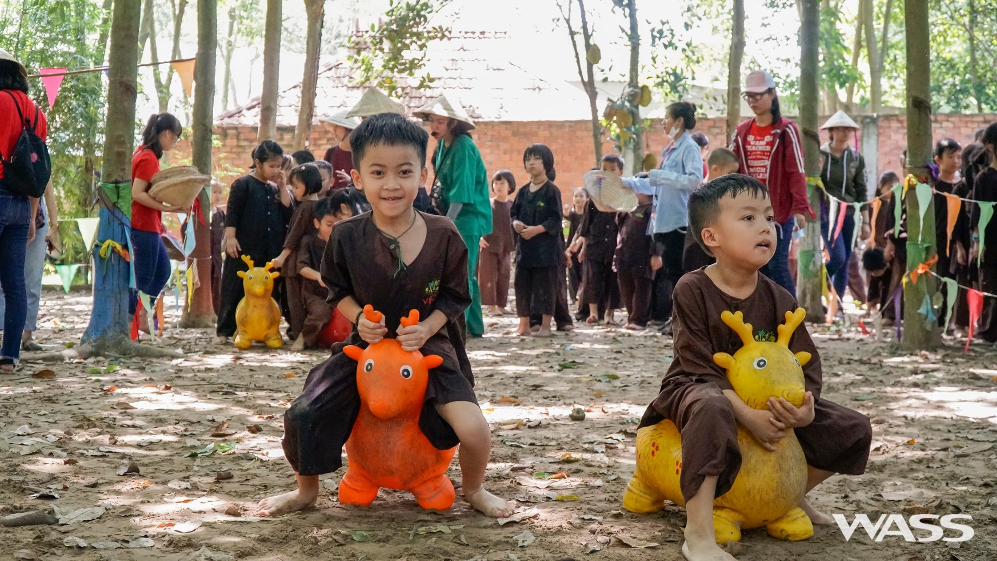 Tour khám phá khu du lịch sinh thái Giáo dục Về Quê cho học ...