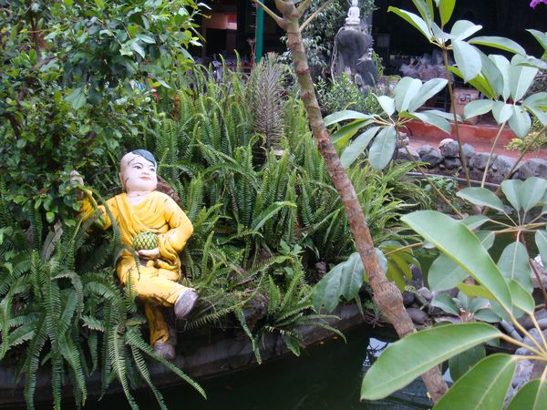 chua-linh-phuoc-bazan-travel