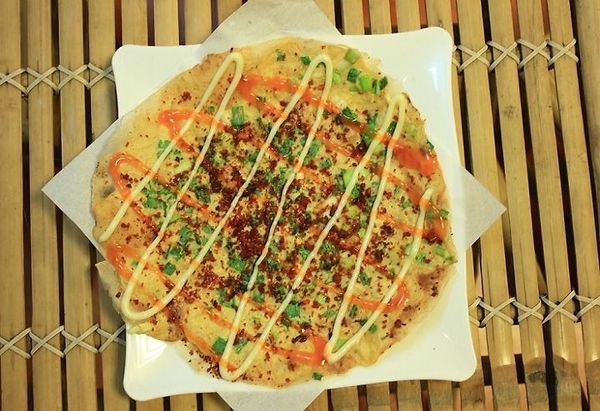 banh-trang-nuong-da-lat-bazan-travel
