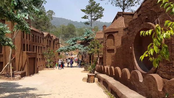 duong-ham-dat-set-bazan-travel
