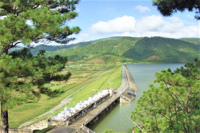 Hồ Đa Nhim – Hòn ngọc du lịch tuyệt đẹp của tỉnh Lâm Đồng