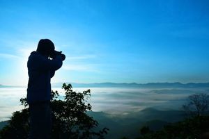 Núi Đại Bình – Chấp chới khói mây chiều bay