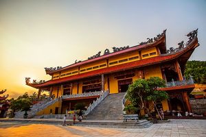 Chùa cổ Ba Vàng chốn linh thiêng mà trữ tình của Quảng Ninh