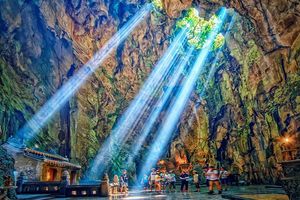 Động Huyền Không – Nét đẹp huyền bí của danh thắng Ngũ Hành Sơn