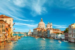 Cẩm nang du lịch Ý (Italia) - Tư vấn du lịch bụi Ý
