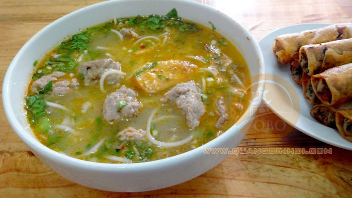 chao-banh-canh-quang-tri