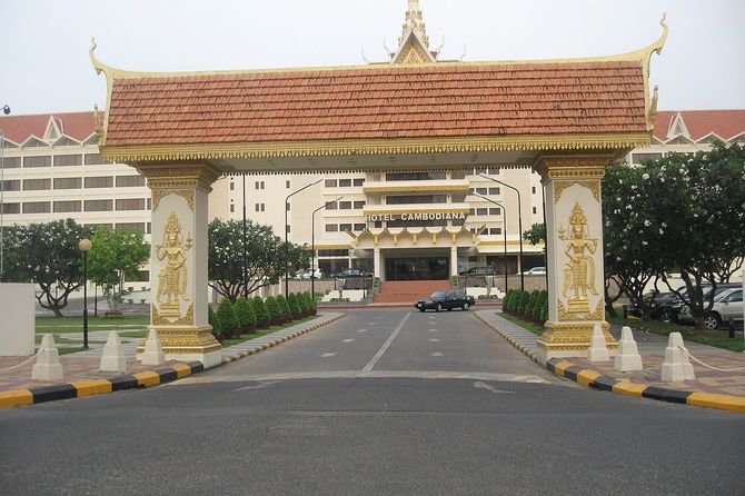 hotel-cambodiana