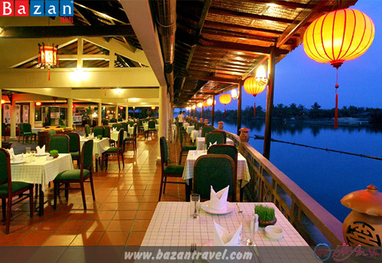 hoi-beach-resort-bazan-travel-restaurant