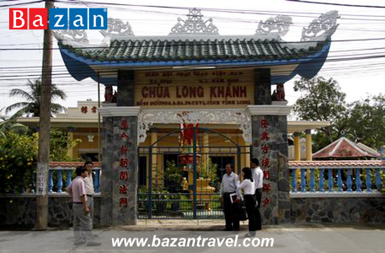 KHUNG CẢNH THANH TỊNH CỦA NGÔI CHÙA CỔ GIỮA LÒNG VĨNH LONG YÊN BÌNH