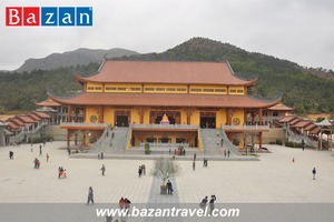 Chùa cổ Ba Vàng chốn linh thiêng mà trữ tình của Quảng Ninh