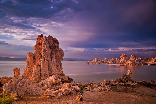 tufa-towers-in-mono-lake-eastern-sierra