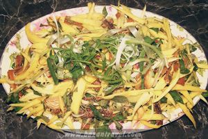 Gỏi xoài khô cá sặc Cần Thơ, món ăn dân giã