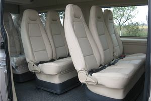 Cho thuê xe 4-7-16 chỗ đi Bình Định, Quy Nhơn giá rẻ, đời mới
