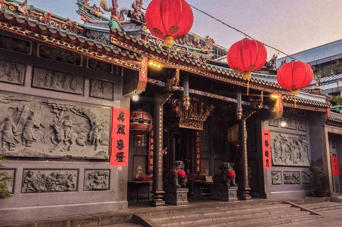 Ghé thăm chùa Ông tại Cần Thơ, ngôi chùa đặc sắc của người Hoa