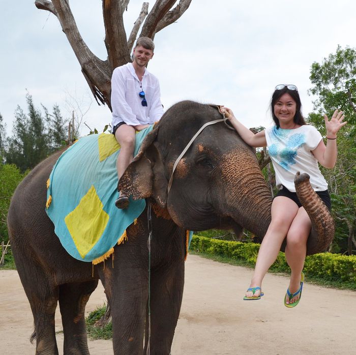 Du lịch Nha Trang tự túc vui chơi ở Suối Hoa Lan