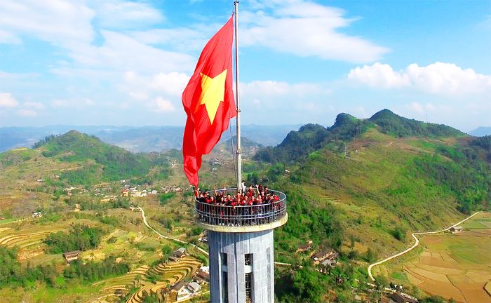 Tour Hà Nội – Tuyên Quang – Hà Giang – Đồng Văn Mèo Vạc – Lũng Cú