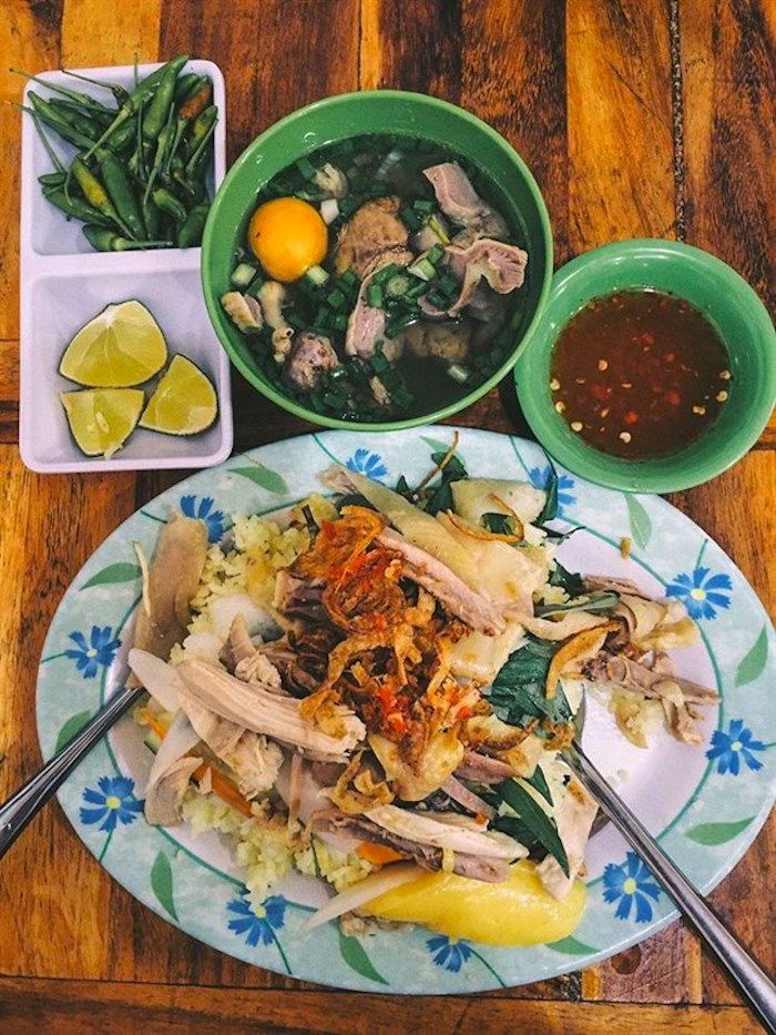 Cơm gà luộc quán Trâm Anh Nha Trang