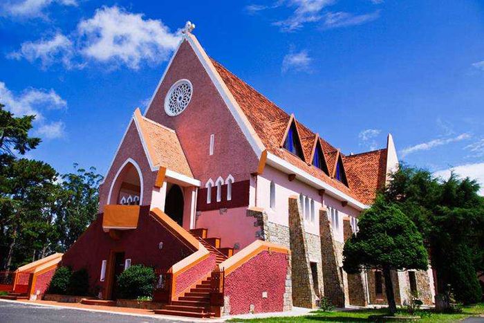 nhà thờ Domain ở Đà Lạt
