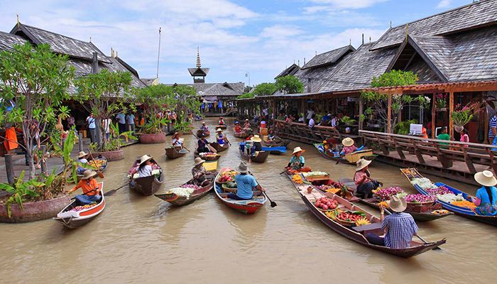 Chợ nổi Bốn Miền Pattaya