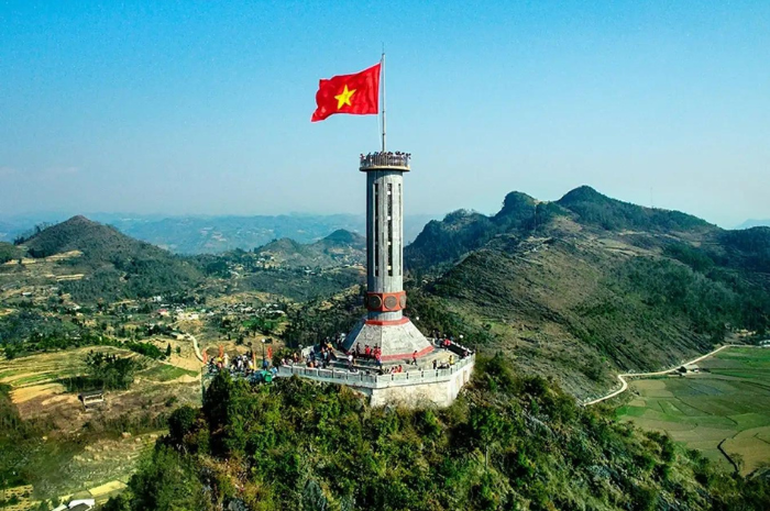 cot-co-lung-cu-tour-ha-noi-ha-giang-cao-bang-ban-gioc-ba-be-tet-nguyen-dan