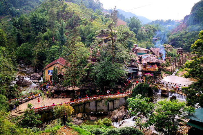 ban-cat-cat-tour-tay-bac-tet-nguyen-dan