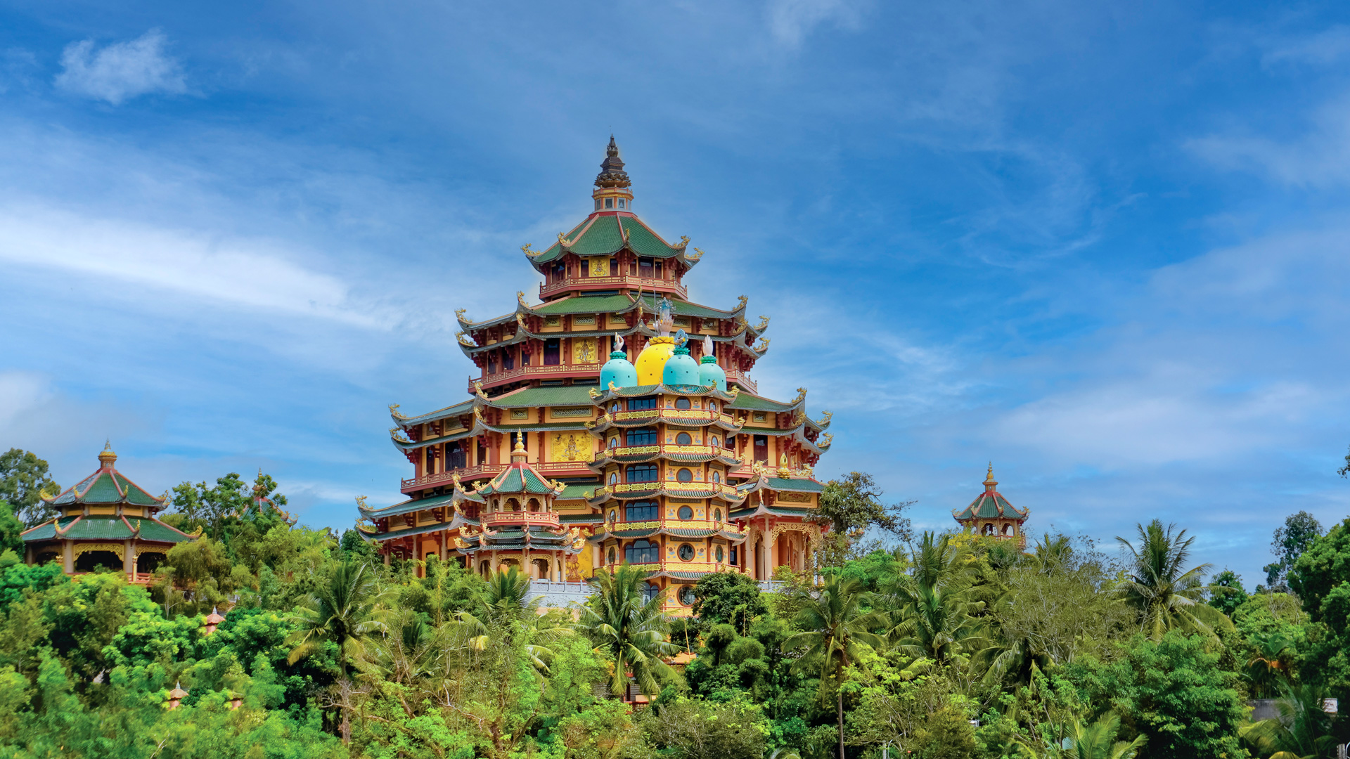 LÀNG CHÙA ĐẠI NINH NẰM GIỮA KHUNG CẢNH THIÊN NHIÊN YÊN BÌNH