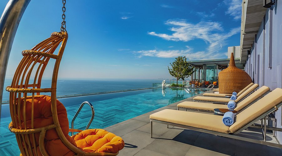 le-sands-oceanfront-danang